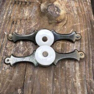 Vintage Lot Of 2 Brass And Porcelain Drawer Pulls 80597